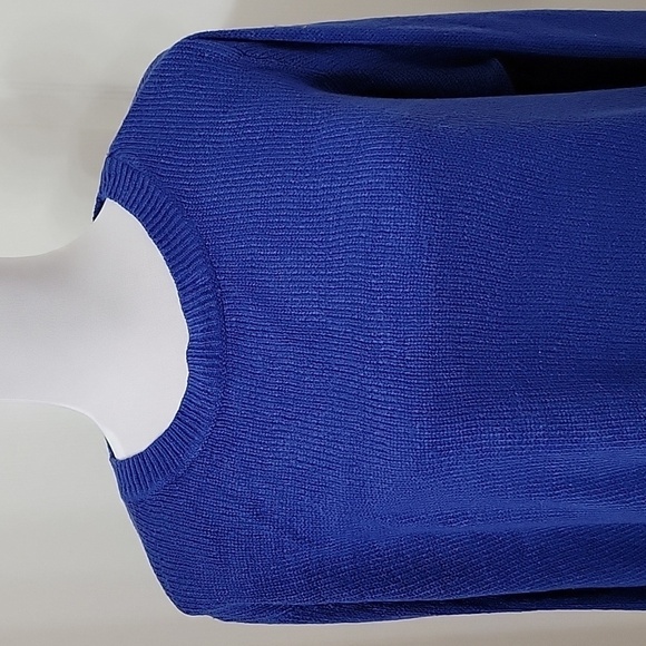 Divided Size M Short (almost Cropped) Boxy Cobalt Blue Long Sleeve Sweater - Picture 2 of 11